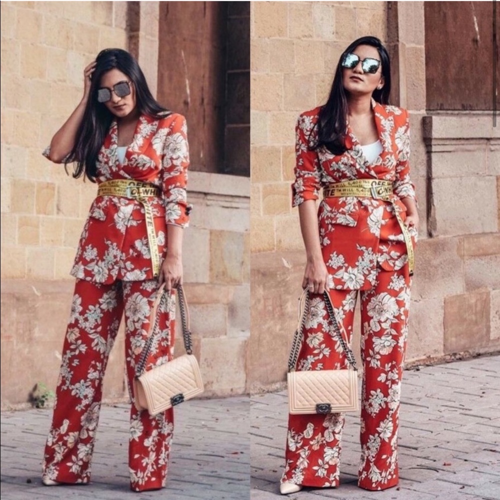 Zara | Red Floral Blogger Favorite Blazer NWOT! - Picture 1 of 10